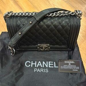 Chanel caviar boy bag